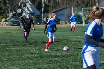 Bild 375 - B-Juniorinnen Halbfinale SVHU - Holstein Kiel : Ergebnis: 3:0